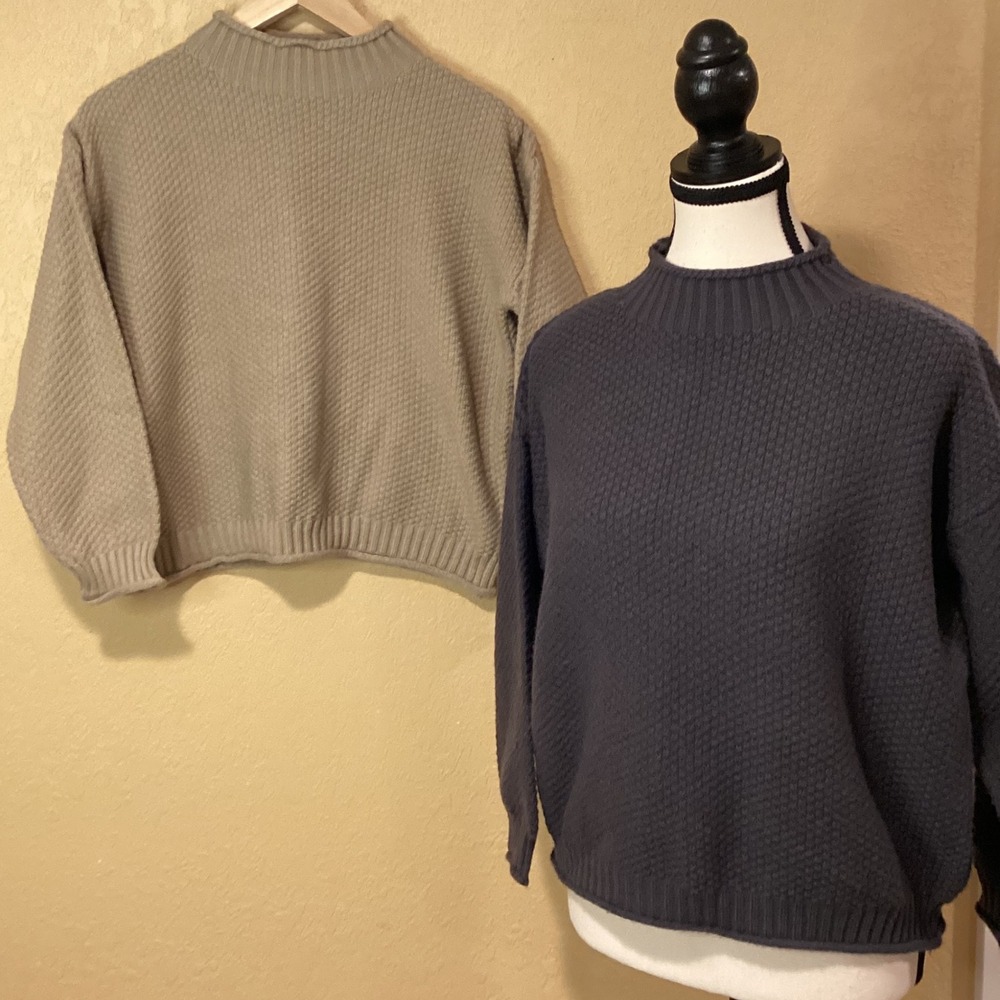Bundle of 2 Unbranded Sweaters, Identical in size/style, charcoal gray/beige